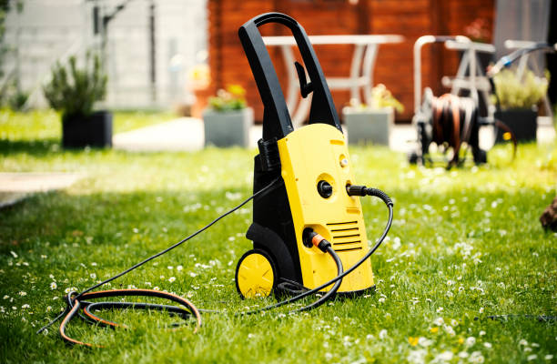 Best Animal Enclosure Cleaning  in Cedar Hill, TX